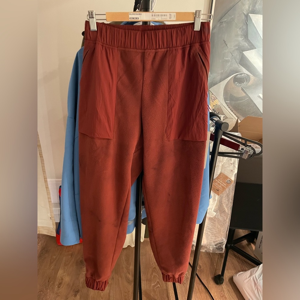 NWT Lululemon Lab Fleece Jogger Size 6